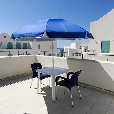 Santorini Residence, Drymades Dhermi شقة Gjilek