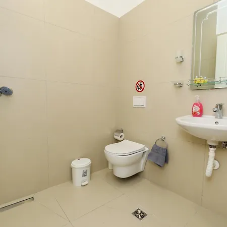 Santorini Residence, Drymades Dhermi アパート Gjilek