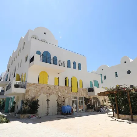 Santorini Residence, Drymades Dhermi * Gjilek