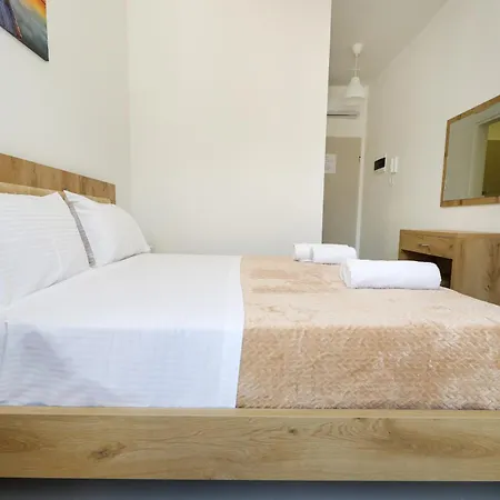 Santorini Residence, Drymades Dhermi Gjilek