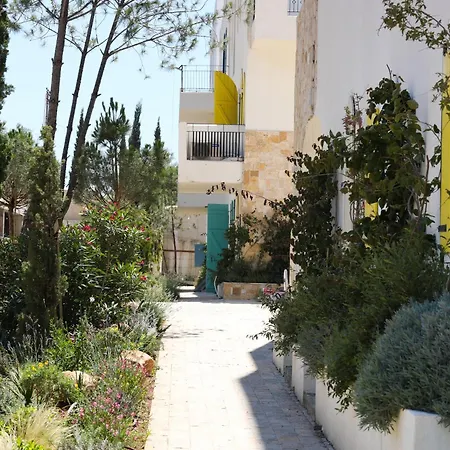 Santorini Residence, Drymades Dhermi * Gjilek