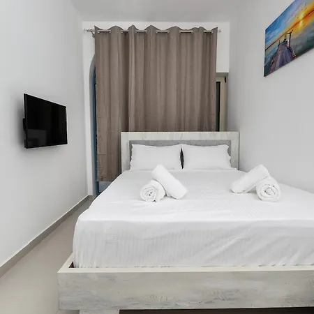 Santorini Residence, Drymades Dhermi * Gjilek