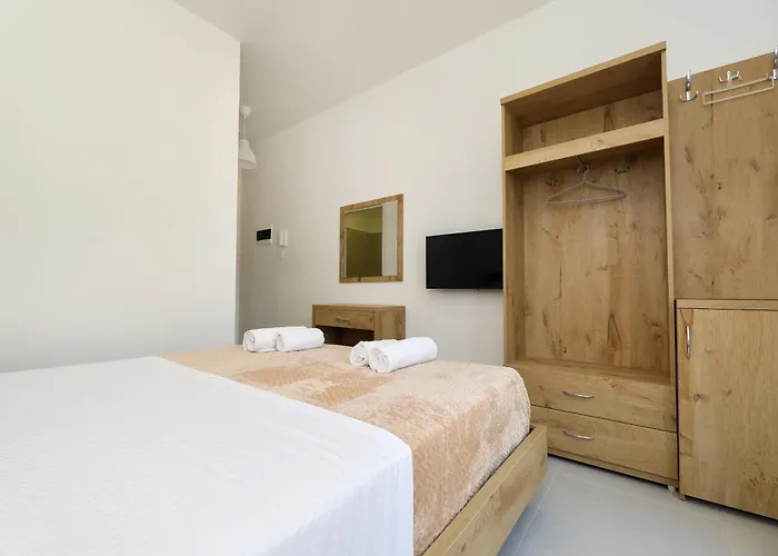 Santorini Residence, Drymades Dhermi Apartamento *