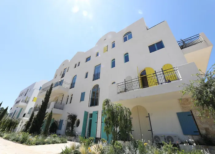 Santorini Residence, Drymades Dhermi 公寓 *