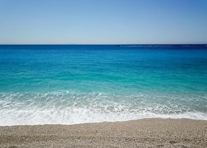 Santorini Residence, Drymades Dhermi Apartamento *