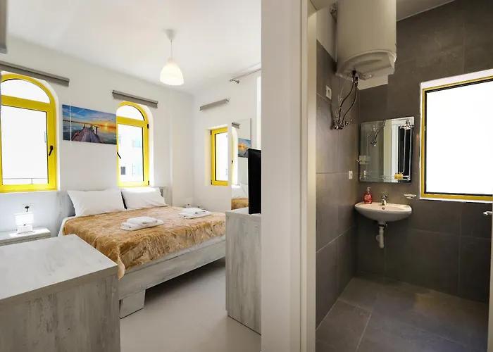 Santorini Residence, Drymades Dhermi *