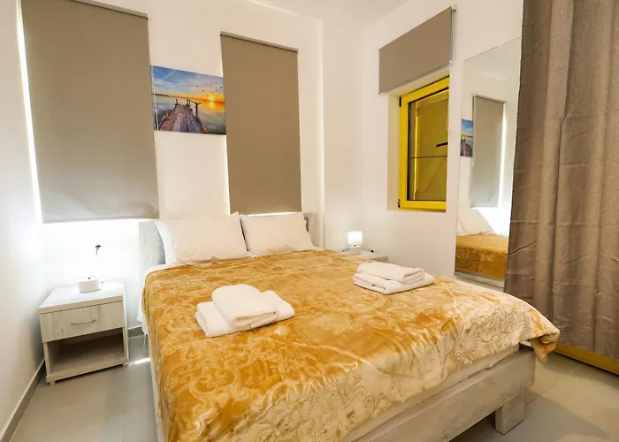 Santorini Residence, Drymades Dhermi * Gjilek