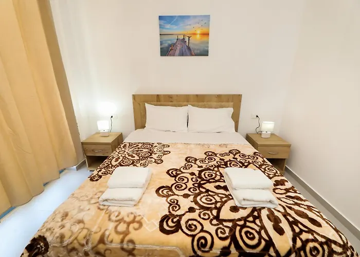 Santorini Residence, Drymades Dhermi Apartamento *