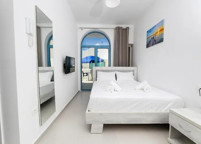 Santorini Residence, Drymades Dhermi