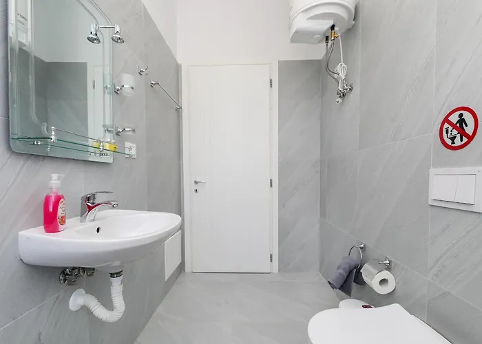 Santorini Residence, Drymades Dhermi Apartamento Gjilek